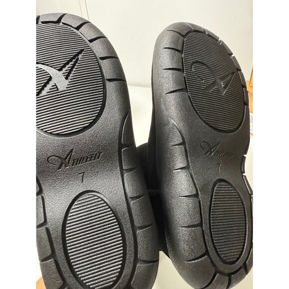 Athlefit Womens Platform Flat Bottom Boot Cognac New W/ Box - Picture 5 of 5